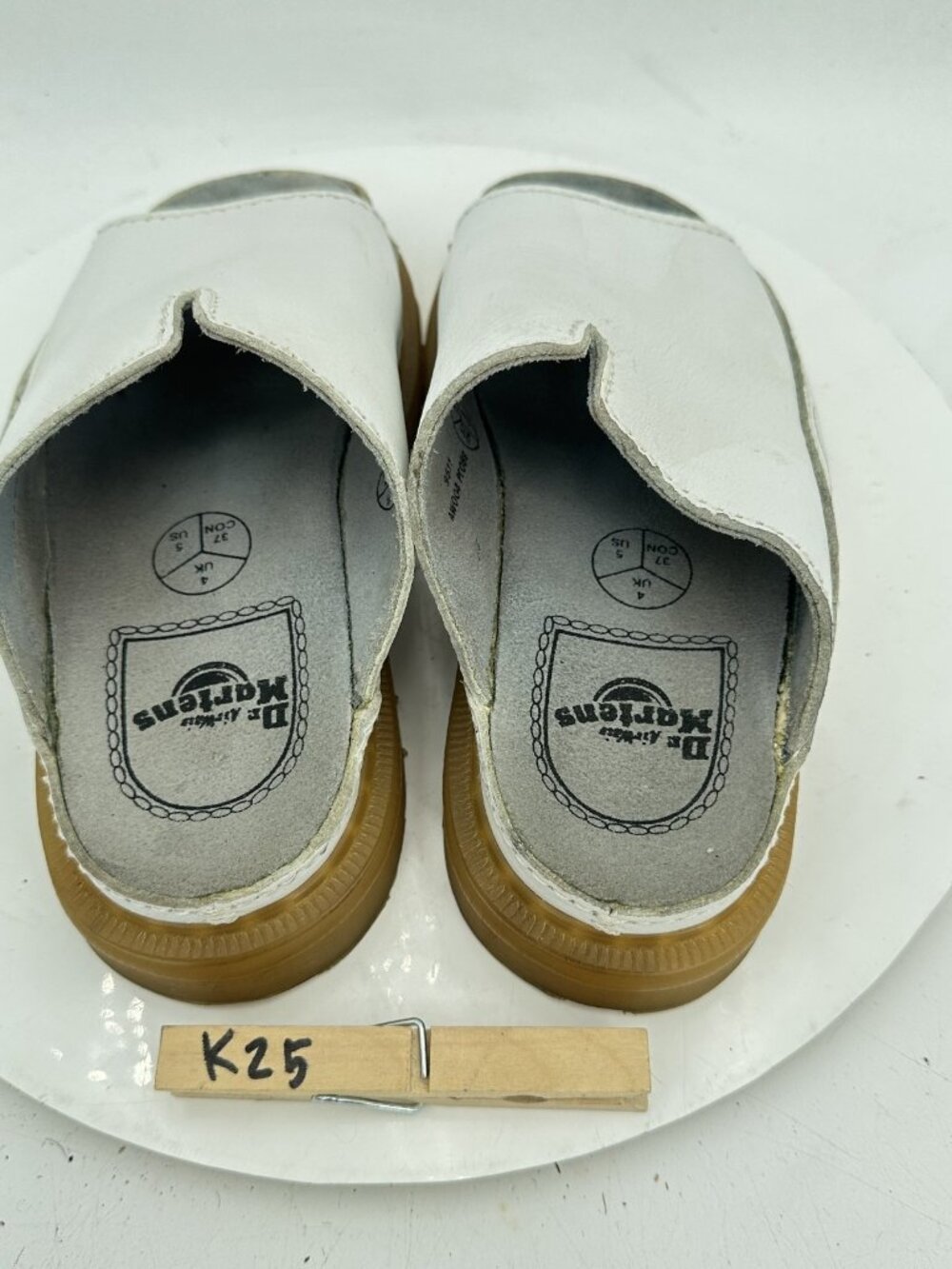 Dr Marten’s Women Size 5 England White Leather Slide Mules Sandal - Picture 7 of 11